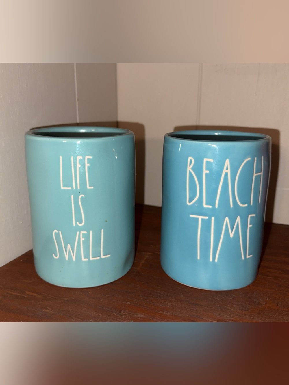 NWT Rae Dunn ceramic scented candle in turquoise 13.2oz life is swell beach time